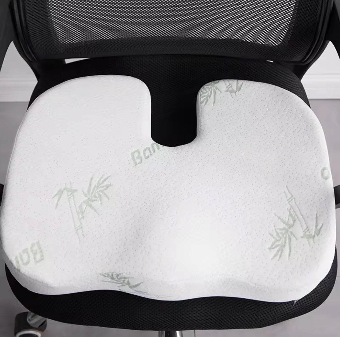 Ergonomski memorijski jastuk za sedenje od bambusa