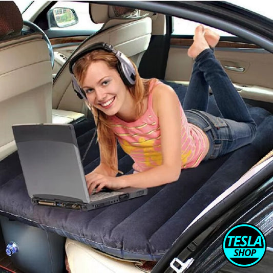 Dušek na naduvavanje za auto